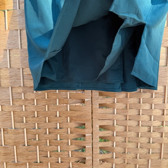 Abercrombie & Fitch Mini Emerald Green Dress Women’s Size Medium NWT - Picture 4 of 10